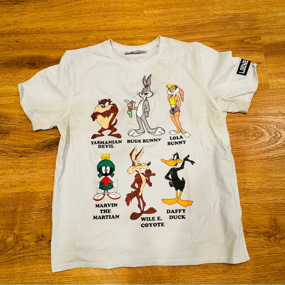 Looney Tunes WHITE shirt For Men Size XL